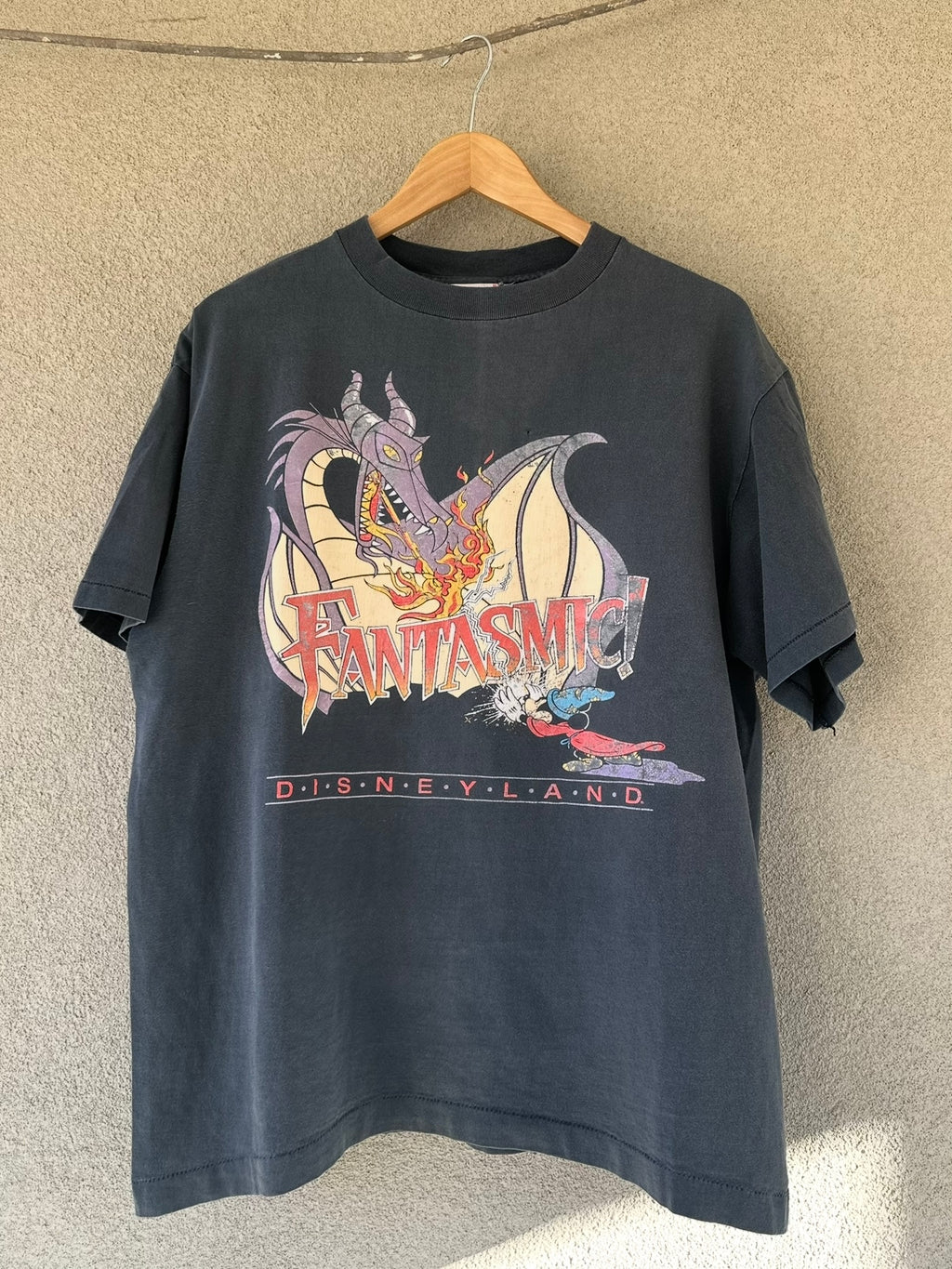 1990's Faded "Fantasmic!" Disneyland Dragon Tee (L/XL)